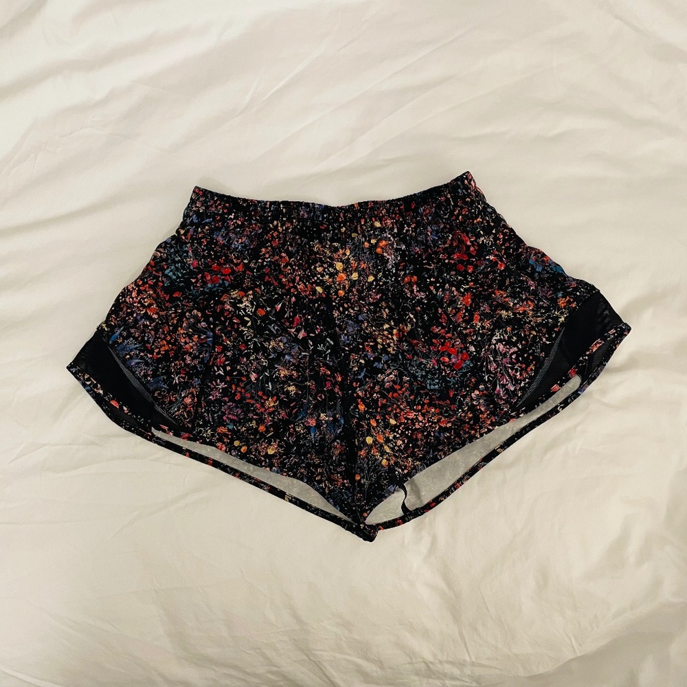 Lululemon Hotty Hot Shorts
